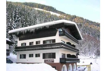 Austria Privát Bad Gastein, Zewnątrz